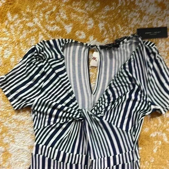 Romeo and Juliet Couture striped tie, front elastic jumpsuit small NWT - Picture 2 of 5